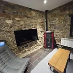 Casita Con Encanto, Les Gaites * Collanzo
