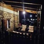 Casita Con Encanto, Les Gaites *