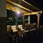 Casita Con Encanto, Les Gaites * Collanzo