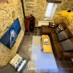 Casita Con Encanto, Les Gaites * Collanzo