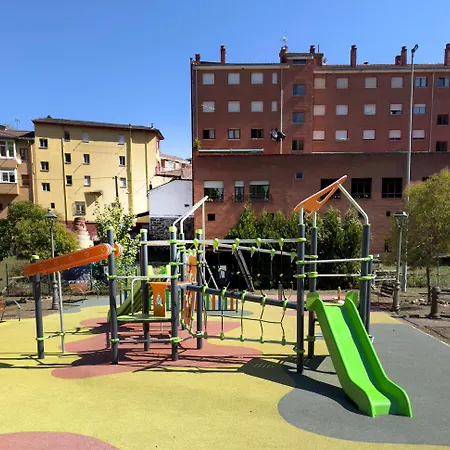 Casita Con Encanto, Les Gaites * Кольянсо