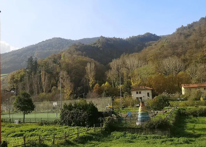 Casita Con Encanto, Les Gaites *