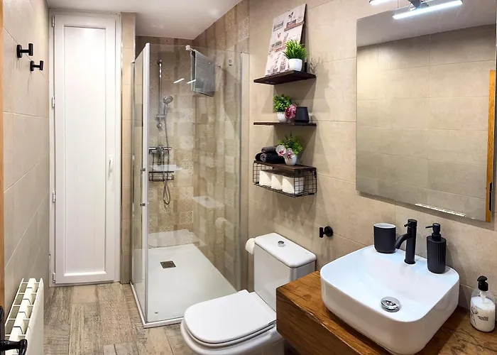 Casita Con Encanto, Les Gaites *