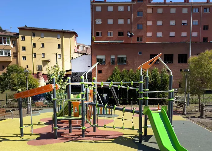 Casita Con Encanto, Les Gaites * Collanzo